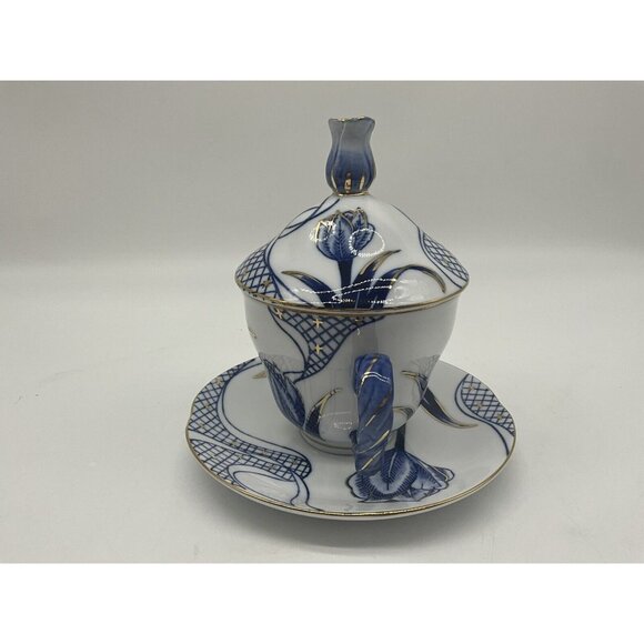 Bombay Company VTG Lidded Teacup and Saucer Set Collectible Blue/White Floral  1 - Picture 9 of 16